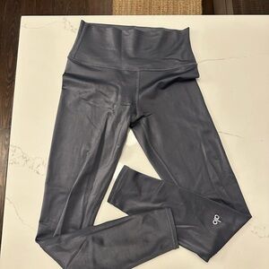Alo Yoga Charcoal Gray Airlift Leggings